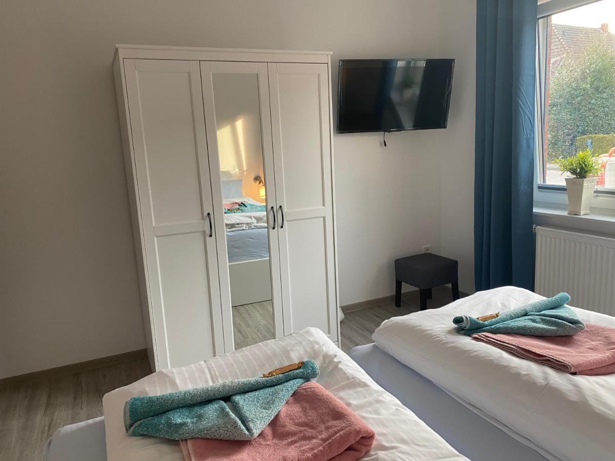 Ferienwohnung Haus Pirola Esens Exterior foto